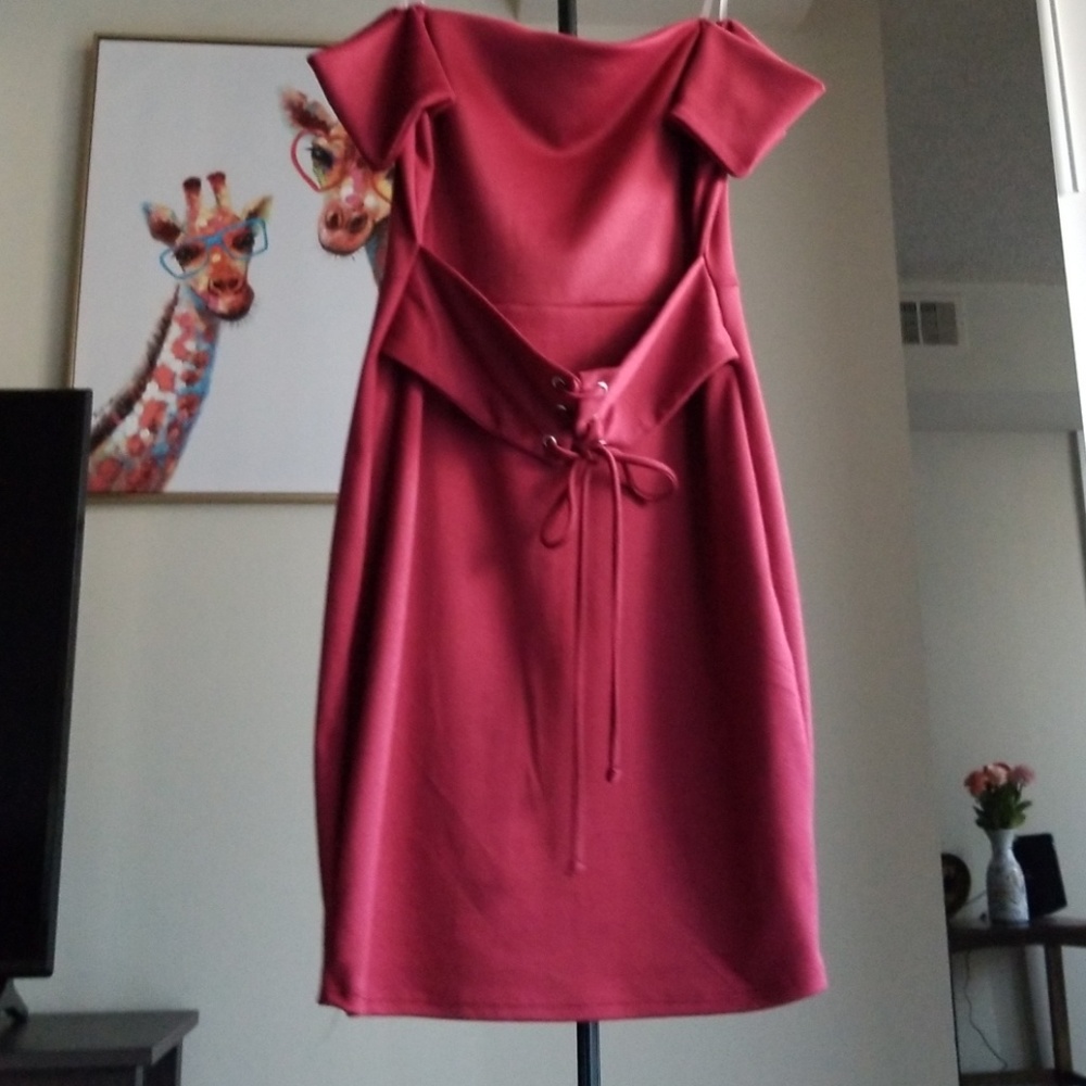 Off-shoulder dress